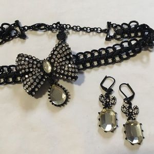 BETSEY JOHNSON choker and earring set.